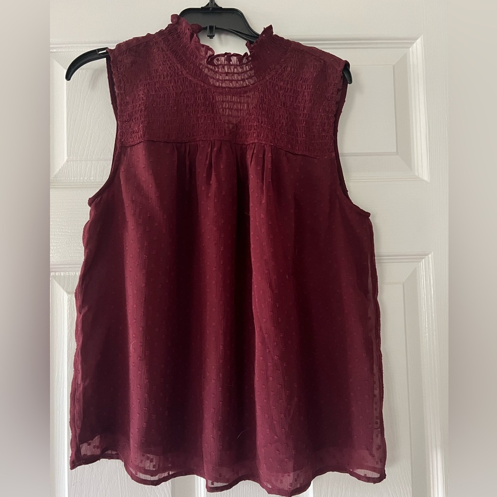 Women’s Petite Small Loft Sleeveless Ruffled High Collar Top with Details NWT